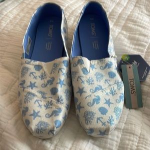 Toms ocean inspired